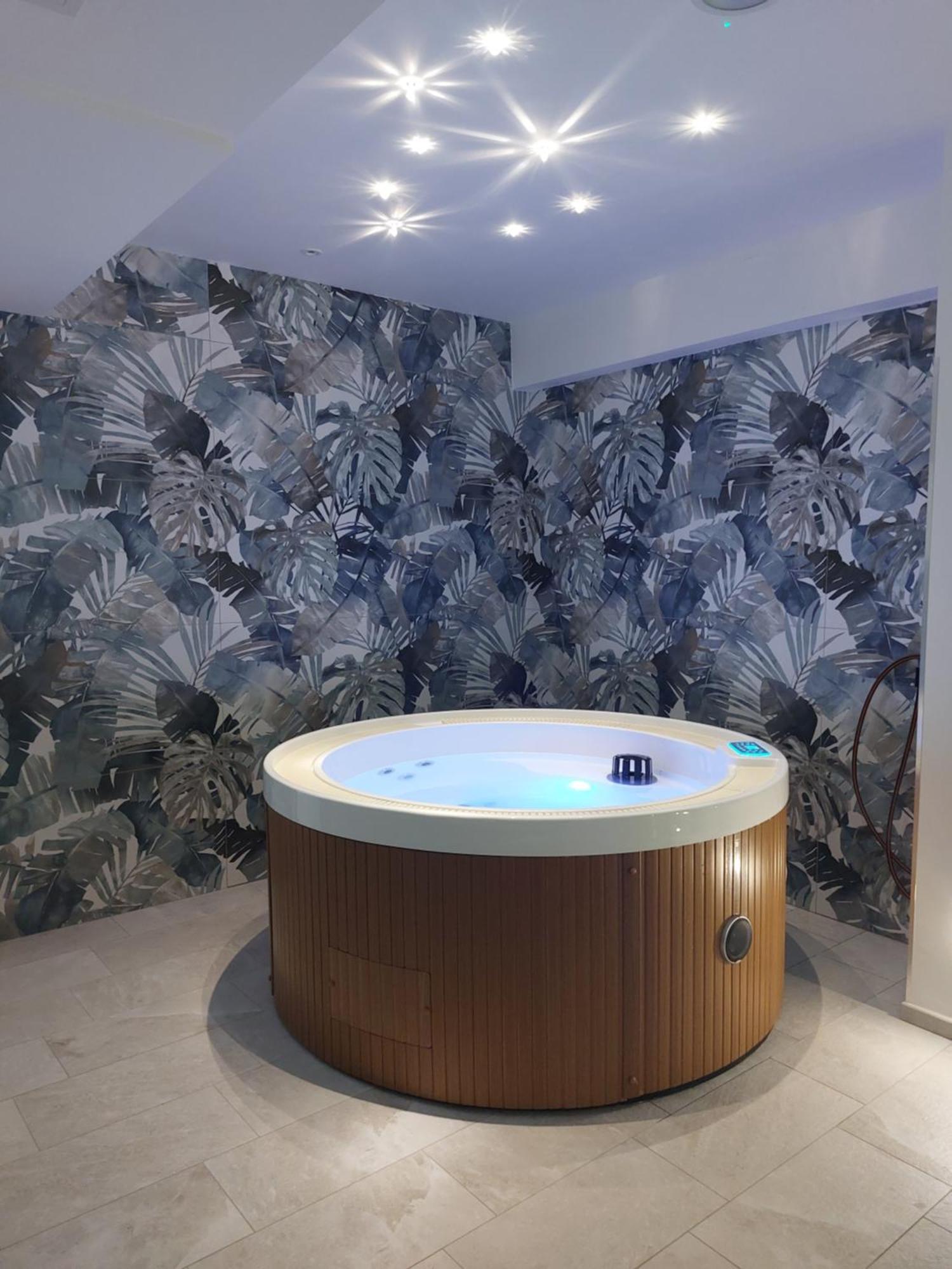 Aurora Wellness & Aparthotel Albenga